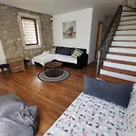 House Mare סלצה