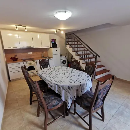 Villa House Mare Selce